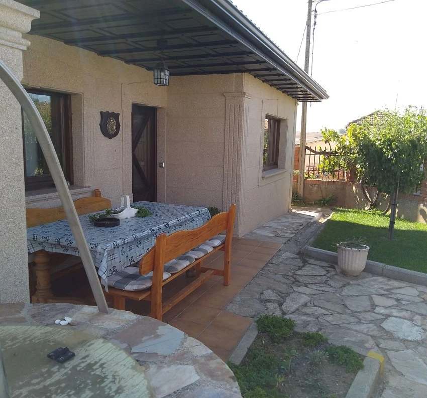 Chalet independiente en Andavias