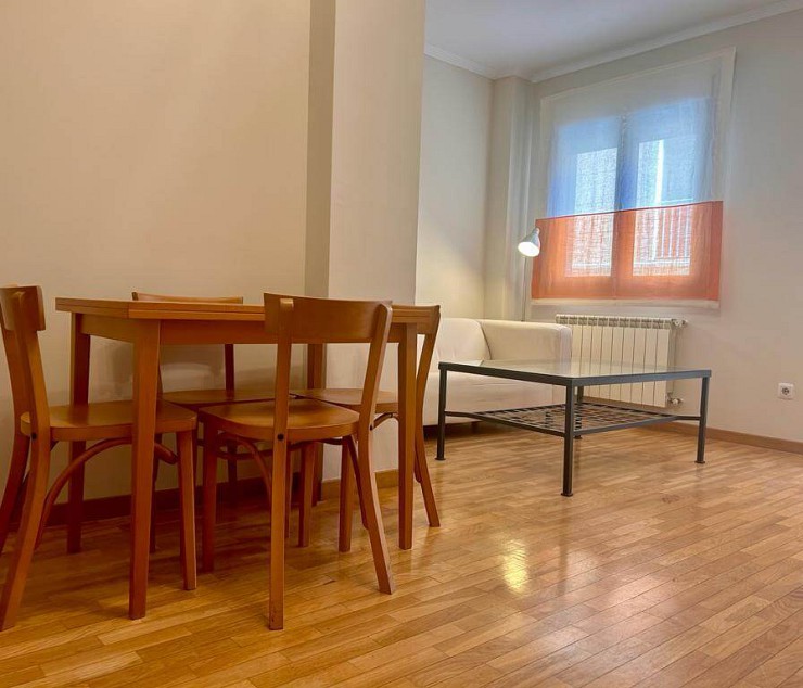 Piso 2 dormitorios Z. Centro