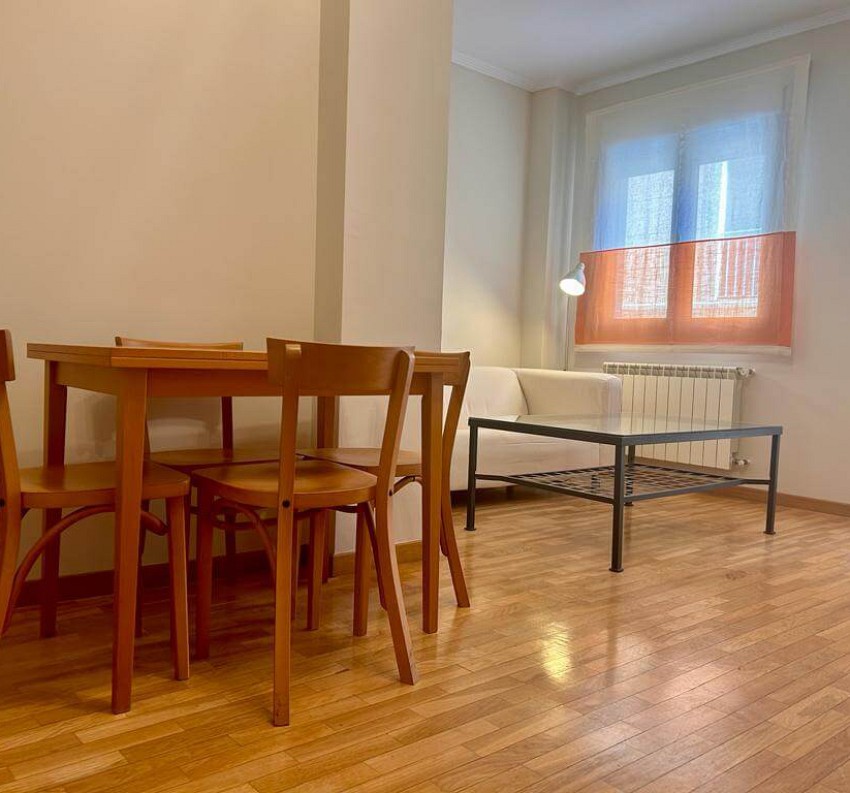 Piso 2 dormitorios Z. Centro