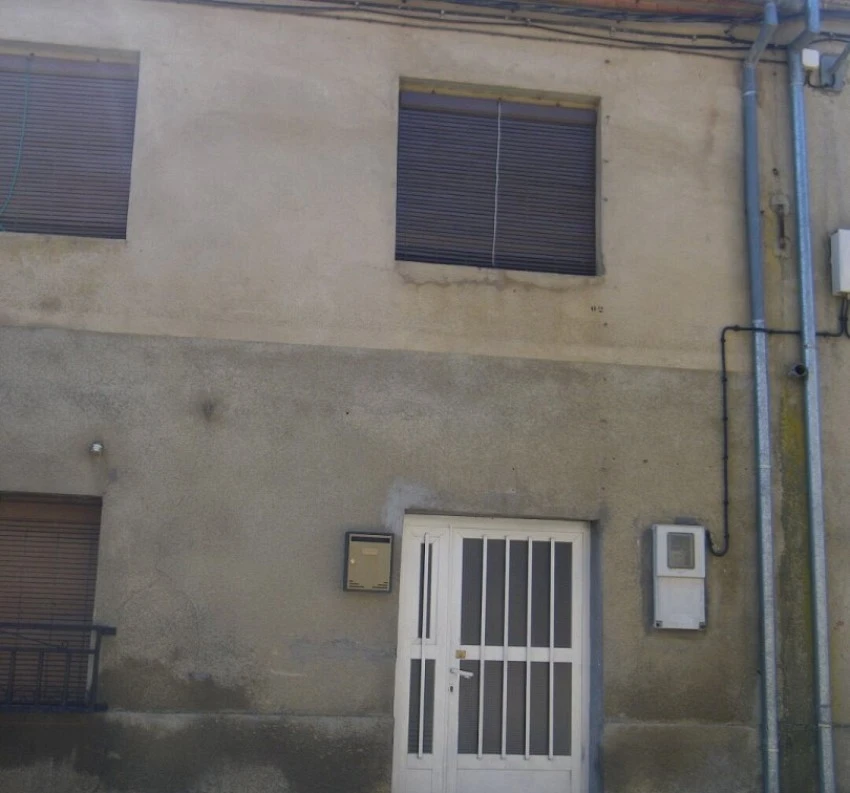 Casa en el centro de Carbajales de Alba