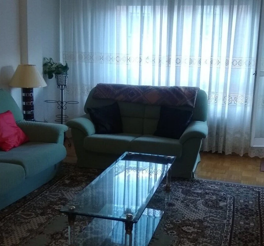 Piso de 4 dormitorios, en muy buen estado