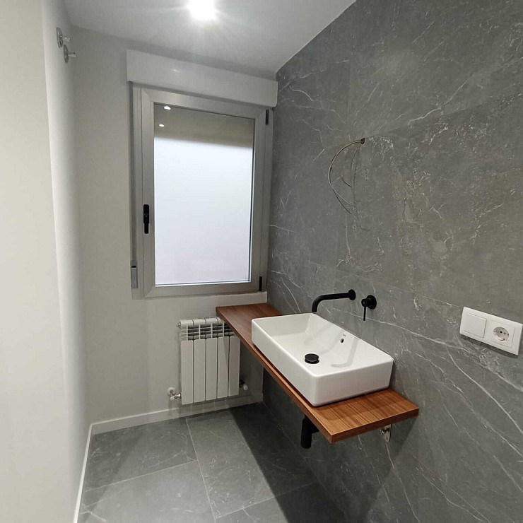 BAÑO DORMITORIO